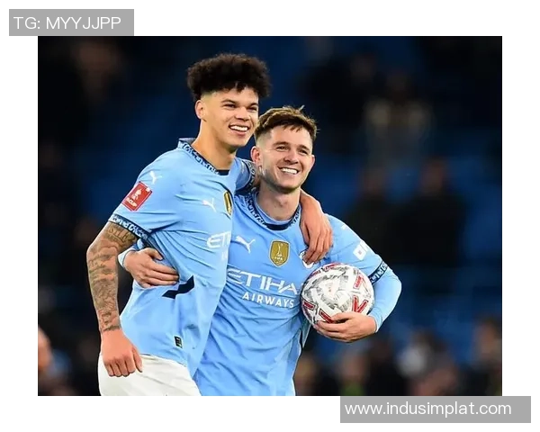 曼城与里昂友谊赛战平帽子戏法引发全场热潮与战术分析