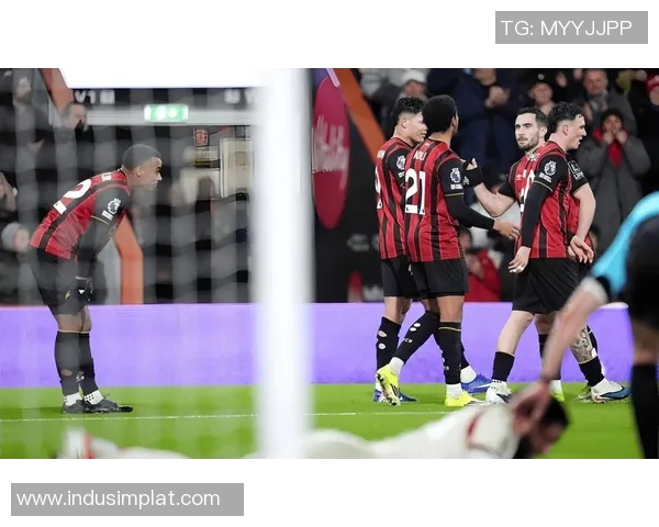 足总杯惊天逆转本菲卡4-0利物浦乌龙球成比赛转折点解析