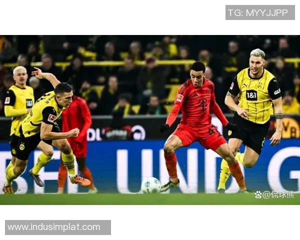 西甲焦点战：拜仁大胜阿森纳点球大战引发全场狂欢与战术解析