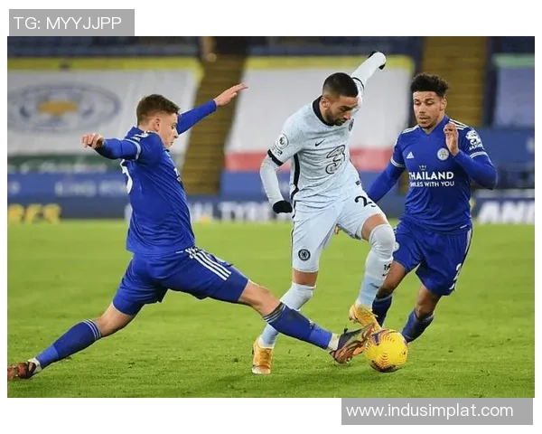 足总杯精彩对决切尔西与波尔图战成平局逆转瞬间点燃全场激情