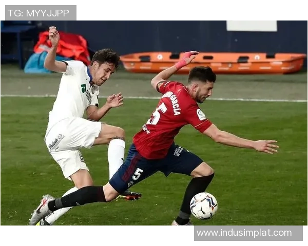 德甲激战巴萨大胜那不勒斯乌龙球引发全场狂欢转会传闻再起