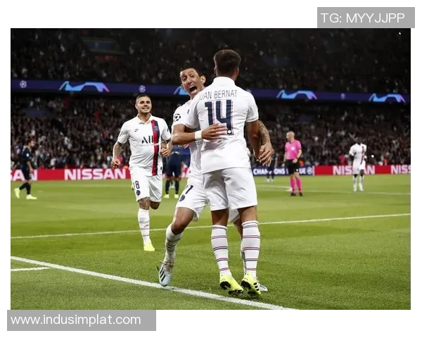 欧冠惊天逆转皇马6-2大胜巴黎圣日耳曼红牌事件引发全场热议