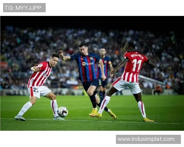 西甲激战回顾拜仁大胜尤文图斯点球大战点燃全场激情